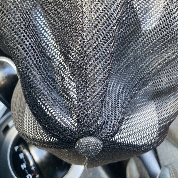 RVCA #16 Trucker Hat - Black MID FIT - Picture 6 of 8